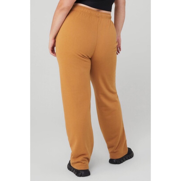 Alo Yoga Accolade Straight Leg Sweatpant Toffee XS - Picture 6 of 16